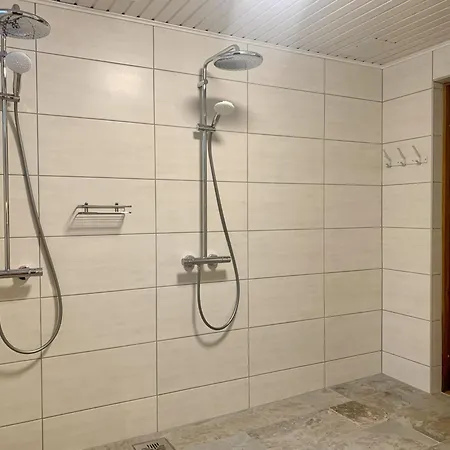 Veskijoe Gospodarstwo wiejskie *